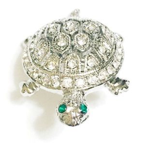 3/$15 Silver green turtle 🐢 brooch with crystals
